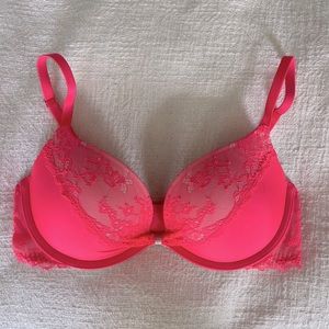 Victorias secrets bra